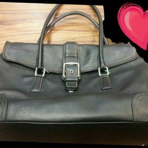 👜😍 Authentic Coach